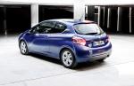 Peugeot 208 3-Door 2013 года
